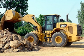 Фронтальный погрузчик 950GC-новинка от компании Caterpillar.